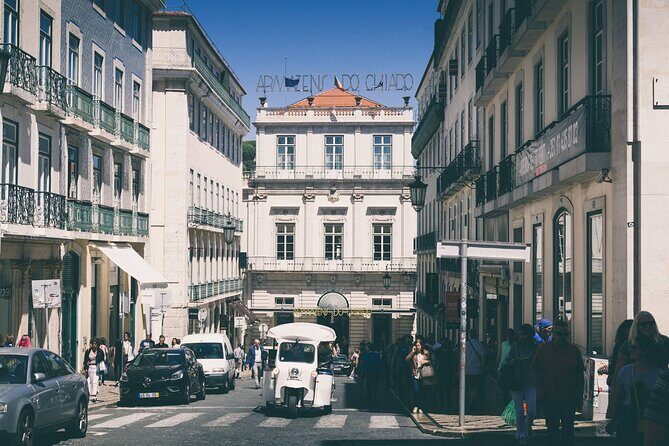 4 Hour Lisbon Private Guided Tour via Tuk Tuk - Price and value: is $157.28 per person worth it?