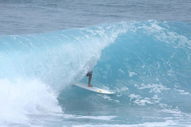 Aulas de Surf - Coaching for Kids and Adults in a Group of Six