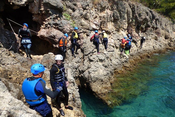 Coasteering at Portinho da Arrábida - What’s included (and why it makes the day easier)