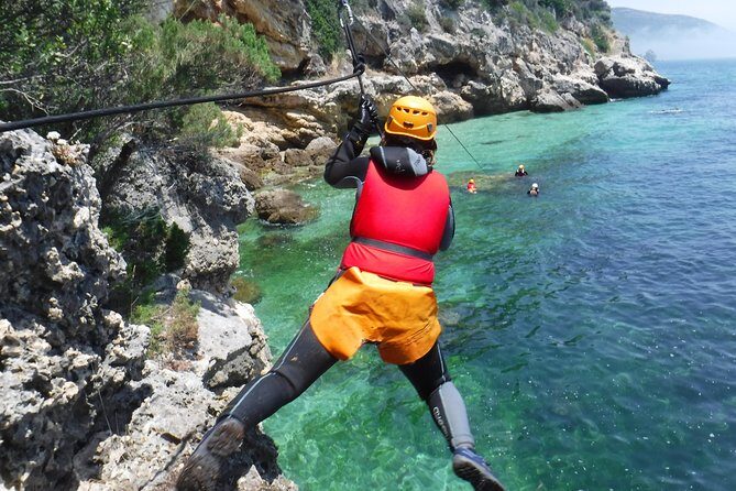 Coasteering at Portinho da Arrábida - Gear + comfort tips for 5mm thermal days