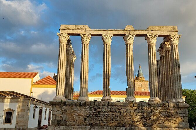 Évora: Private walking tour, By Local Guide - Templo Romano de Évora (Templo de Diana): Roman power, explained