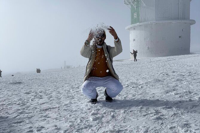 Excursion to Serra da Estrela | Departing from Greater Lisbon - Ski resort Serra da Estrela: snow sports options, DJ music, and lunch planning