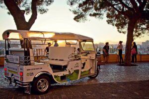 Explore Lisbon by Tuk Tuk: History and Viewpoints - Pickup points and how the route changes by duration