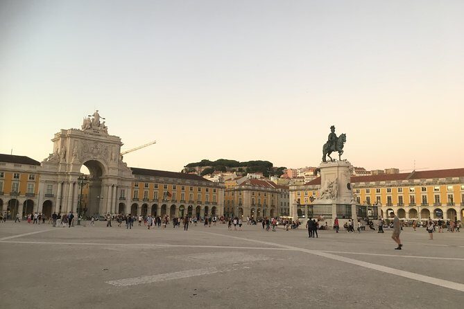 Explore Lisbon by Tuk Tuk: History and Viewpoints - The route: from Praça do Comércio to Belém viewpoints