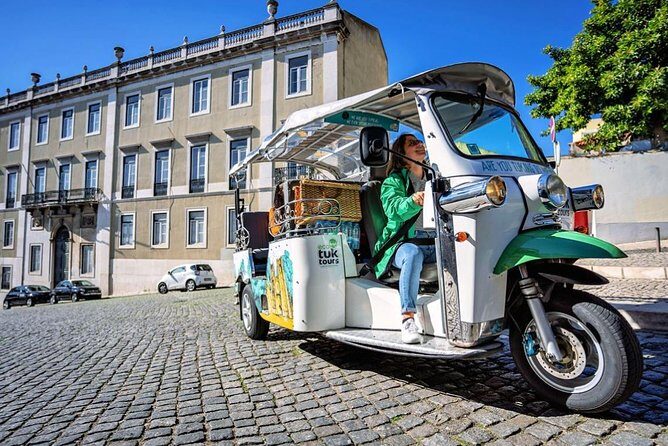 Explore Lisbon by Tuk Tuk: History and Viewpoints - Accessibility, comfort, and the limits of a small vehicle