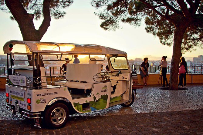 Explore Lisbon by Tuk Tuk: History and Viewpoints - Pickup points and how the route changes by duration