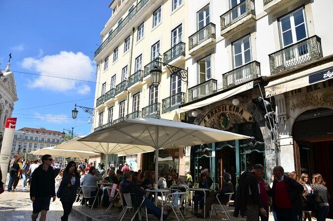 Fado in Chiado - Live Show in Lisbon on Stage for over 15 Years - Fado in Chiado: What You’re Really Buying for $25.40