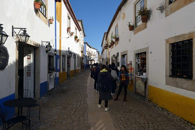 Fátima Batalha Nazaré and Óbidos Private Tour - Fátima: sanctuary square, basilica, and the choice of Mass