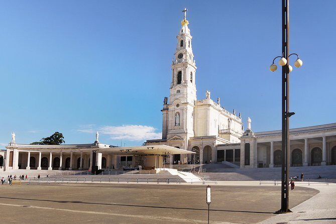 Fatima, Nazare, Obidos 8-People Small Group, Day-Tour from Lisbon - Who this tour fits best (and who should choose a different plan)