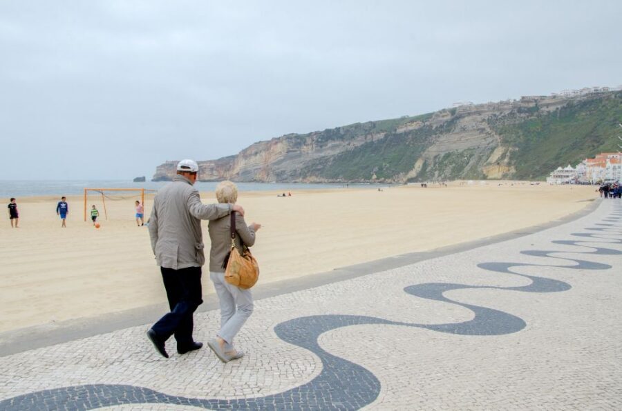 Fátima, Óbidos and the Atlantic Coast Day Tour from Lisbon - Shared vs private: which format fits your travel style