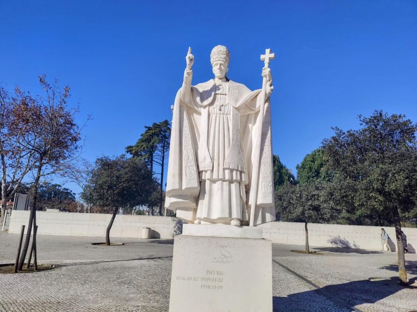 Fátima Private Tour: Shrine| Sacred Path |Shepherds House - The Chapel of the Apparitions and Rosary Basilica: where the story gets personal