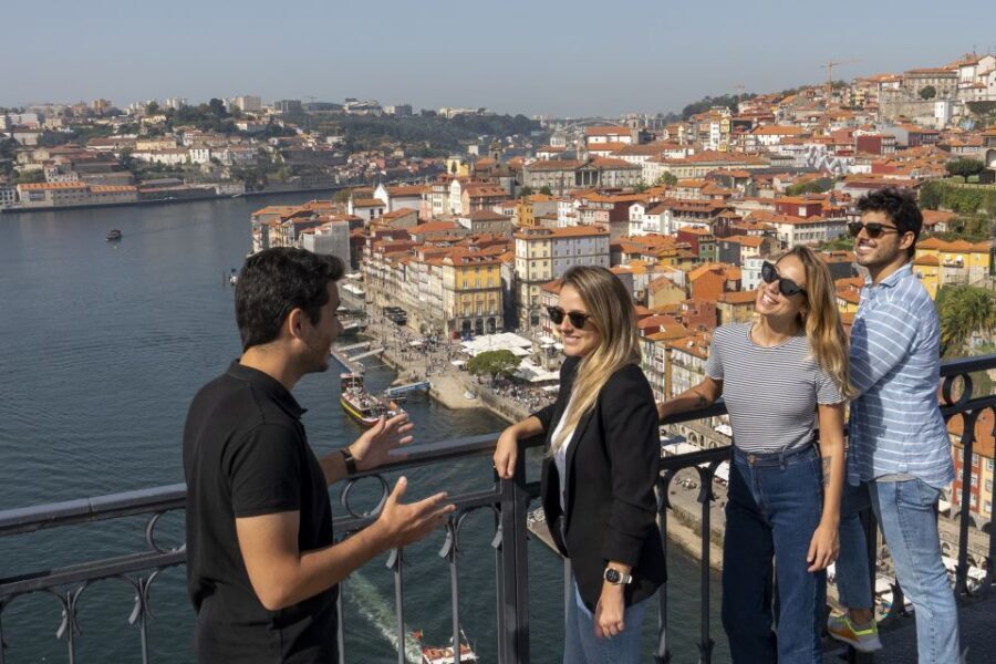 From Lisbon: Day Trip to Porto, Óbidos, and Nazaré - Comfort on a 12-Hour Day: What to Bring and How to Keep Your Energy
