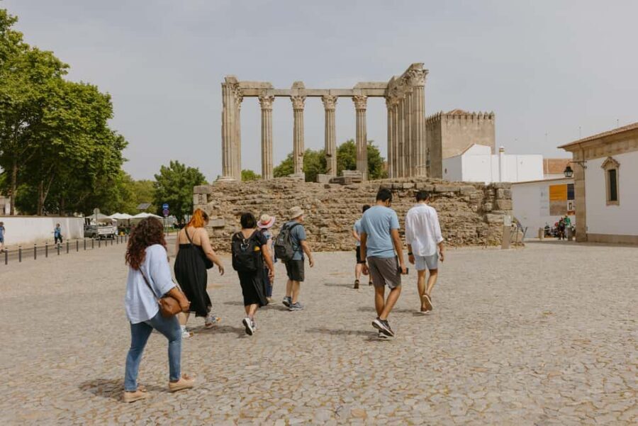 From Lisbon: Évora and Monsaraz Day Tour with Wine Tasting - Évora and Monsaraz in One Day: Why This Route Works