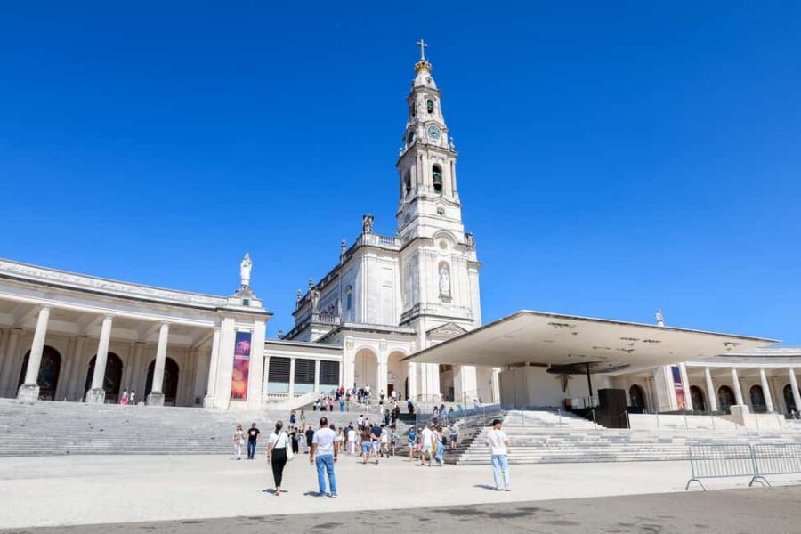 From Lisbon: Fátima, Nazaré & Sintra – 3 Cities Guided Tour - Quick hits: what makes this tour work