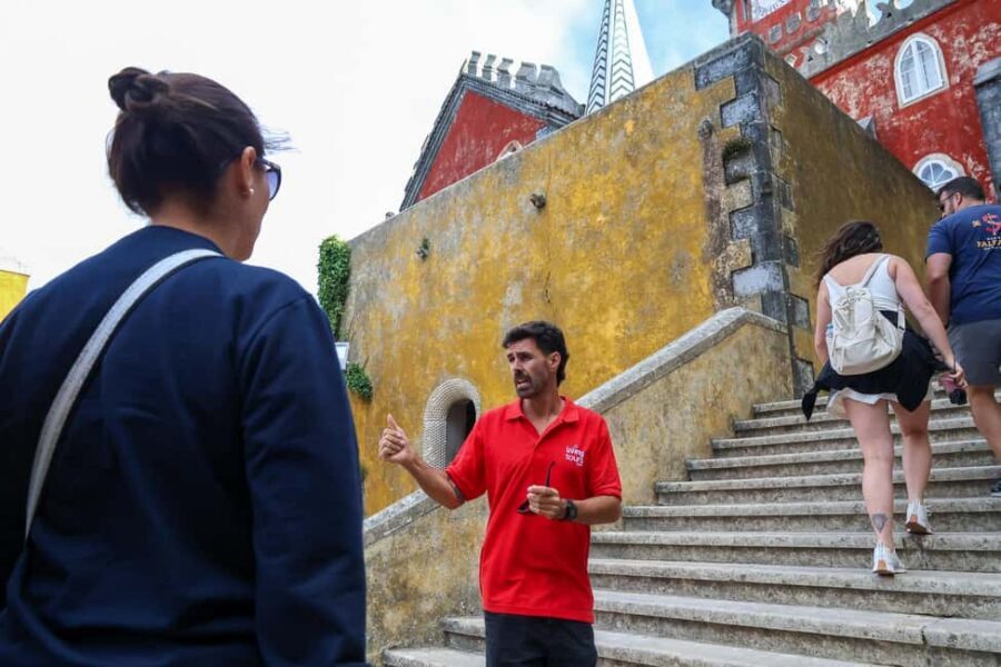 From Lisbon: Fátima, Nazaré & Sintra – 3 Cities Guided Tour - Nazaré and Sítio: Fishing-Town Charm Plus Clifftop Scale
