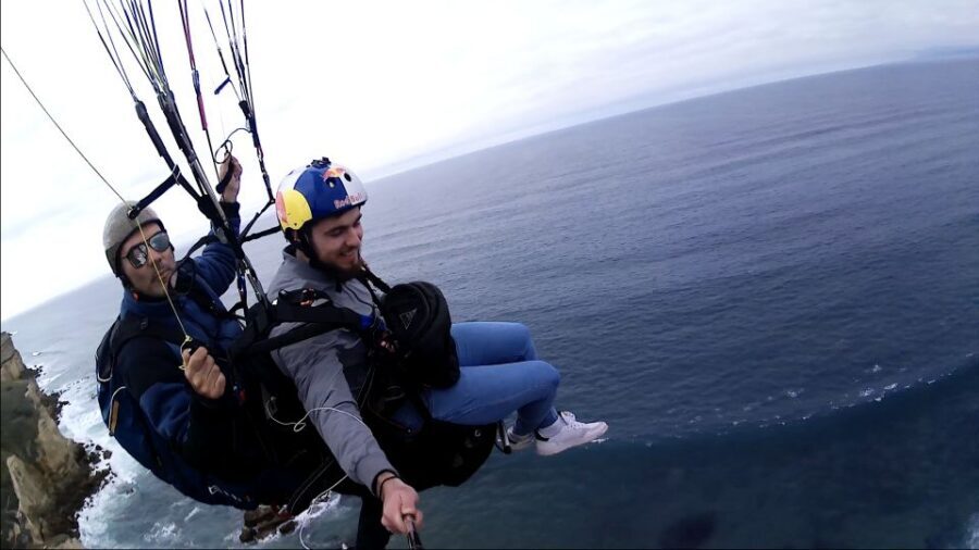 From Lisbon: Paragliding Tandem Flight - 20 Minutes in the Air: Ocean Colors, Cliffs, and That Bird-Style Feeling
