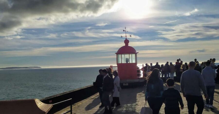 From Lisbon: Private Óbidos and Nazaré Tour - Sítio da Nazaré: the cliff views that explain the whole coastline