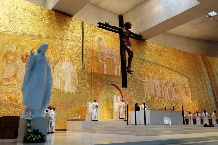 From Lisbon: Sanctuary of Fátima & the Little Shepherds Town - Key things to know before you go