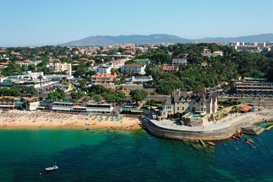 From Lisbon: Sintra and Cascais Natural Park Private Tour - Hotel pickup and the van timing that shapes your day