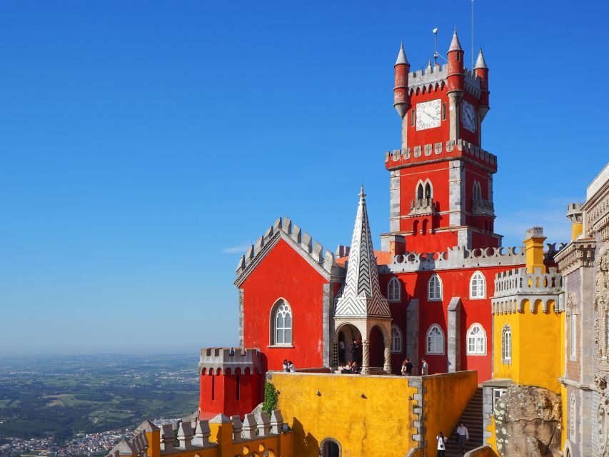 From Lisbon: Sintra Pena Palace Cascais 8-People Group Tour - Price and Value: What You Pay For, What You Still Need to Cover