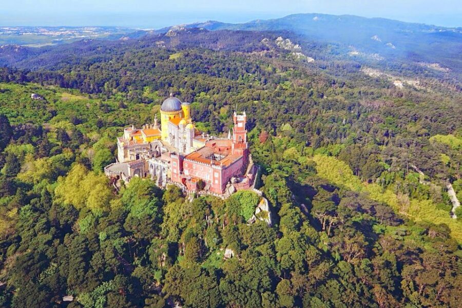 From Lisbon: Sintra Pena Palace Cascais 8-People Group Tour - Cascais: From Fishing Village to Royal Weekend Energy