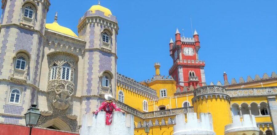 From Lisbon: Sintra, Regaleira and Pena Palace Guided Tour - Sintra town break: a real lunch-window, not a token stop