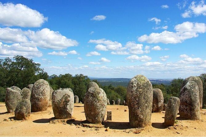 From Lisbon to Alentejo: Évora and Megaliths Full-Day Group Tour - From Lisbon to Évora: why this day trip works
