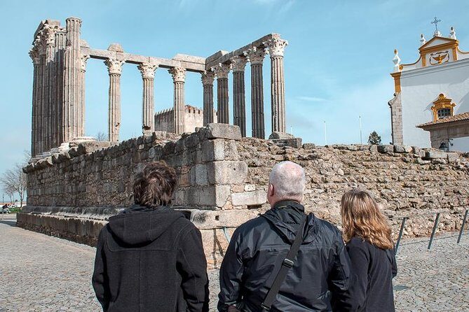 From Lisbon to Alentejo: Évora and Megaliths Full-Day Group Tour - When roads are rough: what to expect near the megaliths