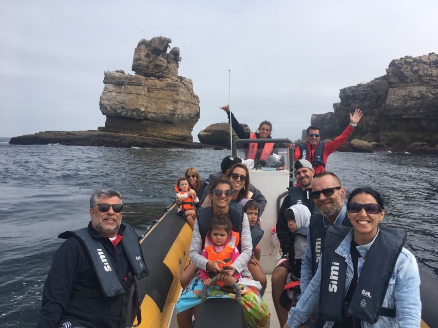 From Peniche: 1-Hour Cabo Carvoeiro Boat Tour - Guide vibe: live commentary that makes the ride make sense