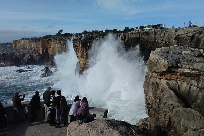 Full-Day Sintra and Cascais Small-Group Tour from Lisbon - How to make the day smoother, especially with weather and crowds