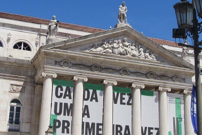 Half Day Historical Walking Tour about the Slave Trade in Lisbon - Igreja De S Domingos: Religion, Institutions, and Complicated Power