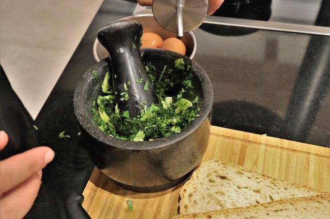Hands on Portuguese Cooking Class in Lisbon - What you’ll cook: starter plus two traditional mains