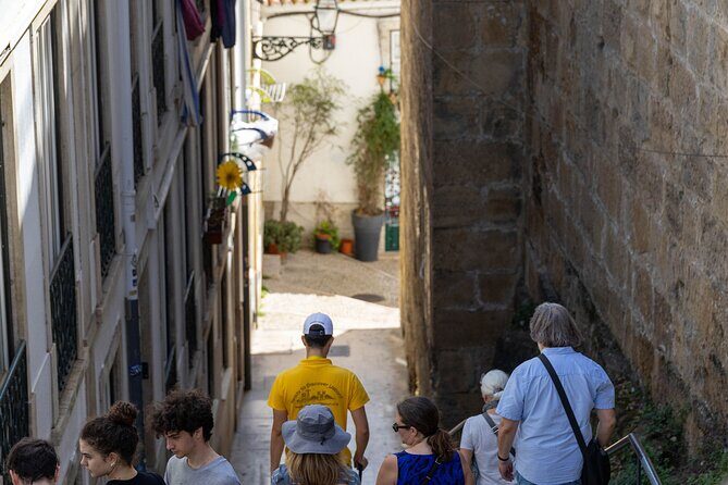 Historic Walking Tour Through Lisbon’s Oldest Neighborhood - Ending near Lisbon Cathedral: keep the momentum