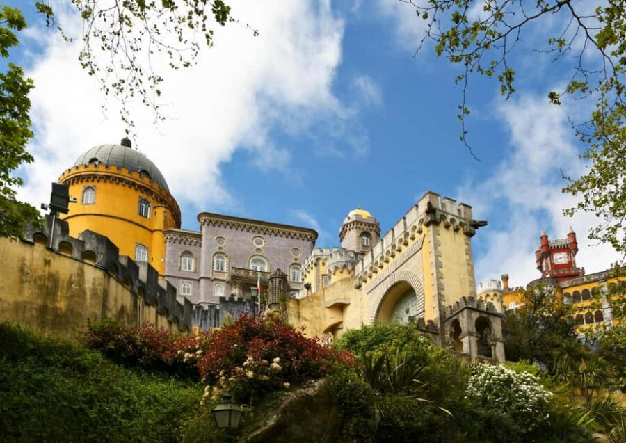 Lisboa: Sintra, Pena Palace, Cabo da Roca Coast and Cascais - Cascais: lunch by the fishing village and a slower Atlantic pace