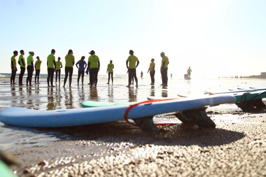 Lisbon: 1.5-Hour Surf Lesson - Key takeaways (what matters most)