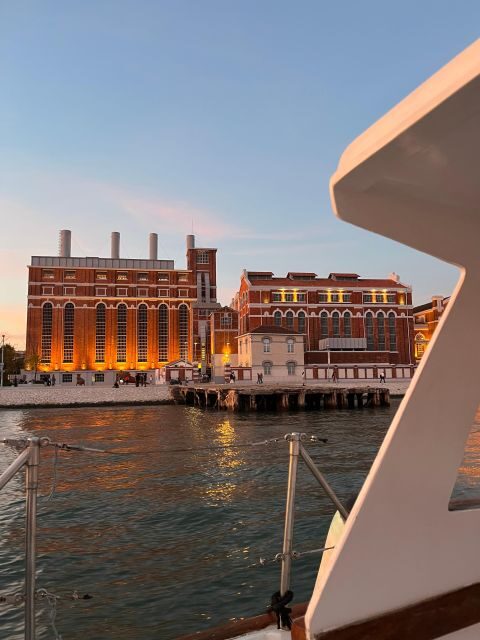 Lisbon: 2H Sunset Boat Cruise Tour with Drinks - Christ the King from the water: a view you don’t get from the streets