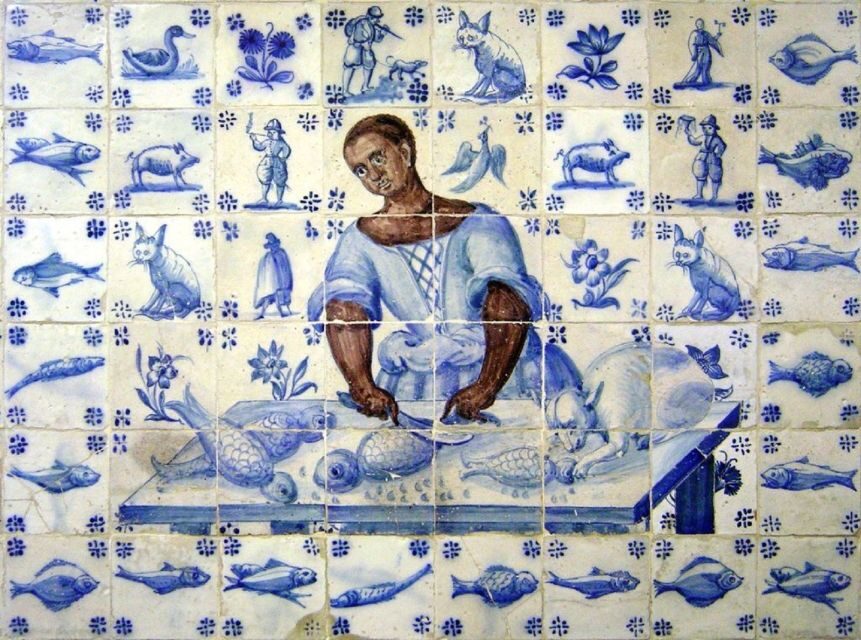 Lisbon: 3-Hour The Slave Trade - An Historical Walking Tour - Lisbon’s human scale: what a slave’s daily life looked like