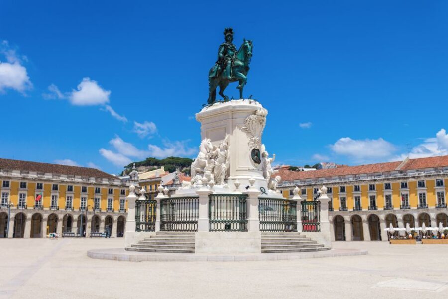 Lisbon: 3-in-1 Hop-On Hop-Off Bus and Tram Tours - Who should book this 3-in-1 Lisbon ticket