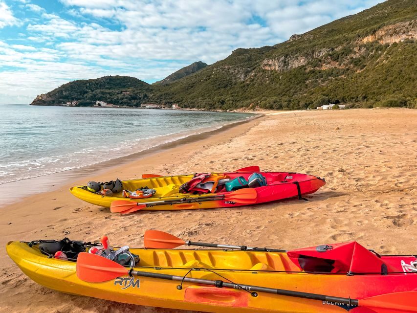 Lisbon: Arrábida Kayak and Coasteering Adventure Tour - Portinho da Arrábida kayaking: the best way to see the coastline