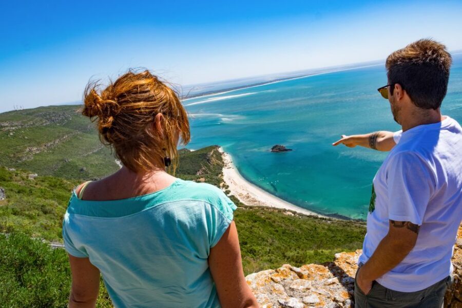 Lisbon: Arrábida Natural Park and Sesimbra Day Trip - Sesimbra: fishing-town streets and a Moorish castle
