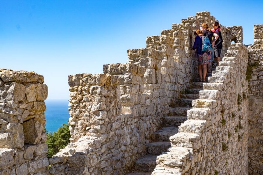 Lisbon: Arrábida Natural Park and Sesimbra Day Trip - St. Margareth’s Cave and Portinho da Arrábida’s harbor feel