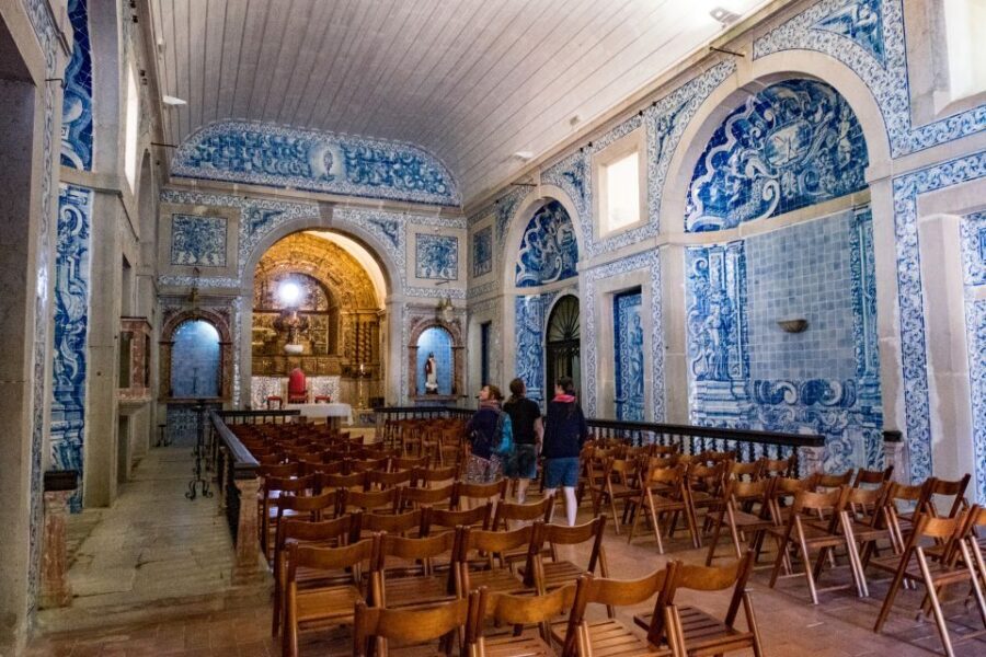 Lisbon: Arrábida Natural Park and Sesimbra Day Trip - Guides and group size: what you’ll actually feel during the day