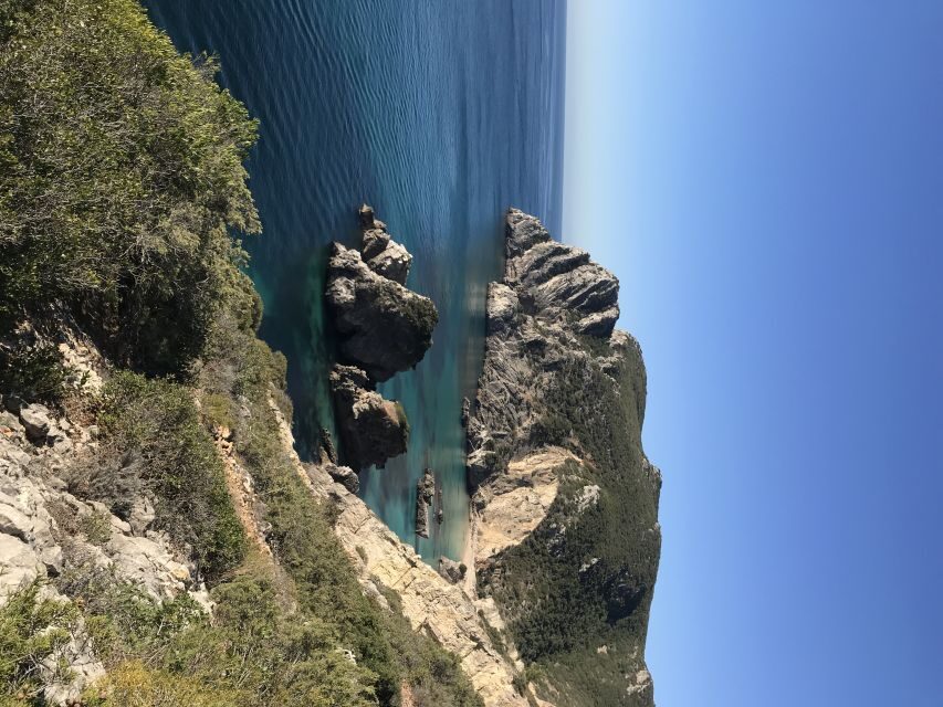 Lisbon: Arrabida Park Kayak Tour with Beach Picnic - Ribeiro do Cavalo Beach picnic: the break that makes the whole day feel worth it