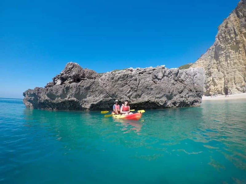 Lisbon: Arrabida Park Kayak Tour with Beach Picnic - What to bring (and what not to bring) so you don’t lose time