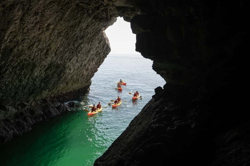 Lisbon: Arrabida Park Kayak Tour with Beach Picnic - Sesimbra safety briefing: how you’ll avoid that first-time panic