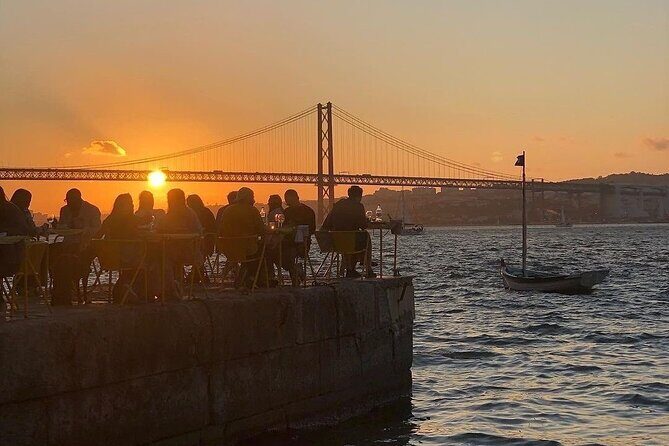 Lisbon: Arrábida & Sesimbra Tour – Wine, Nature & Beaches - Arrábida Natural Park and Portinho da Arrábida: Where the Scenery Does the Talking