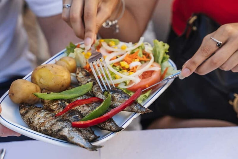 Lisbon: Baixa Food Walking Tour with Drinks - Four Drinks in 3 Hours: Ginjinha, Green Wine, and Choices