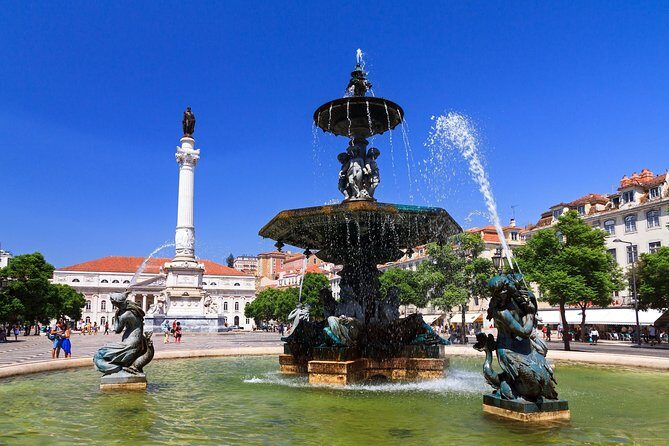 Lisbon: Belém Hop-On Hop-Off Bus Tour 24-Hour Ticket - Timing reality: regular service, but build in buffer time