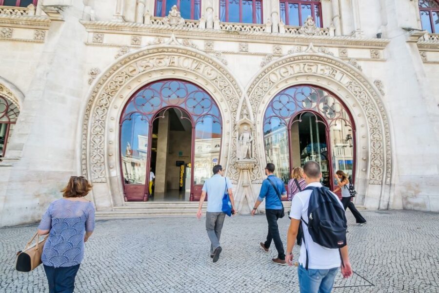 Lisbon: Best of City Private Walking Tour - A Local Bar Stop: Wine Tasting and a Tapa Break
