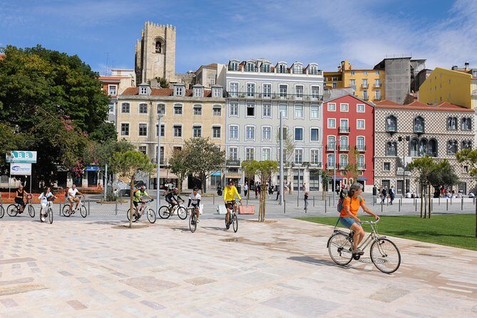 Lisbon Bike Tour: Downhill Downtown Lisbon to Belém - Meeting at Parque Eduardo VII: Getting Oriented Before You Roll